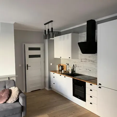 Apartament Center - Dwie Sypialnie I Parking Gdynia