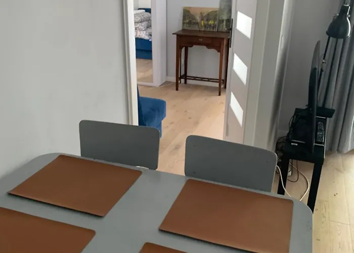 Center - Dwie Sypialnie I Parking Lägenhet *